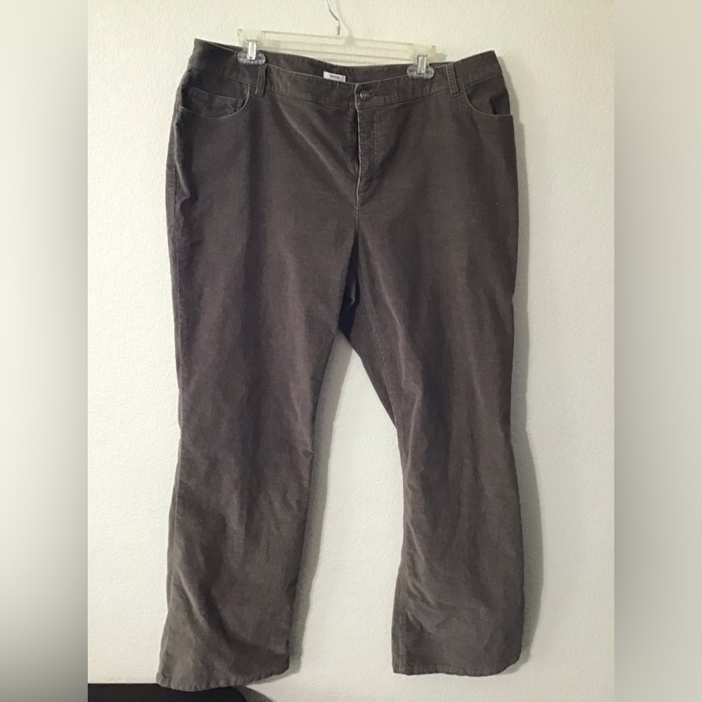 Designer women, pants. Liz Claiborne. Stretched. Size 18 W.